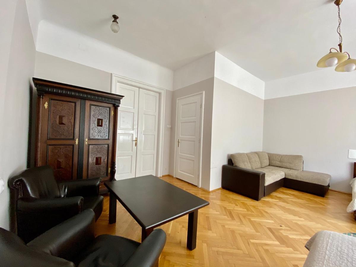 Casa Balcescu Braşov Exterior foto